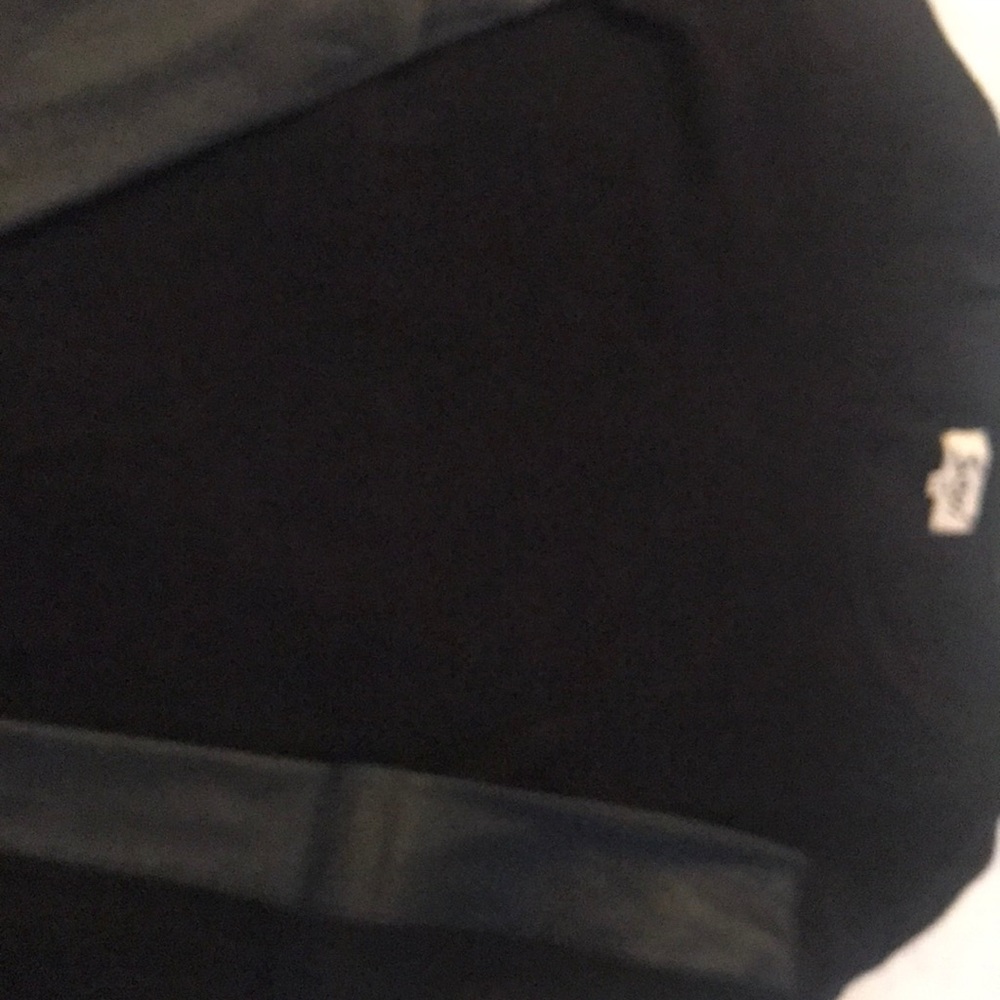 Sweater - Picture 2 of 5